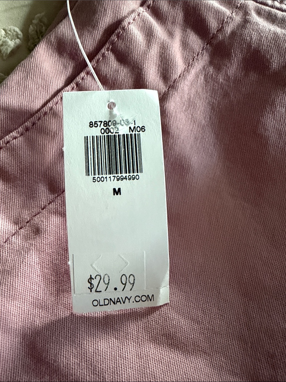 Brand new size M old navy shorts - Picture 3 of 3